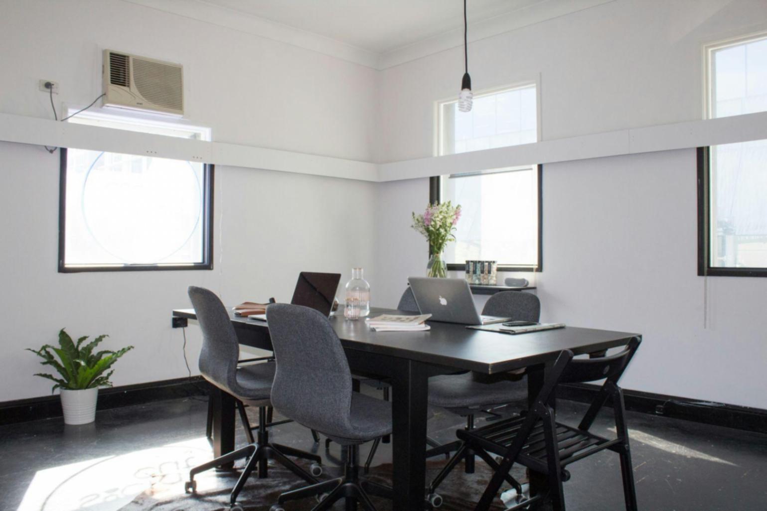 Financial decision making workshop materials and resources